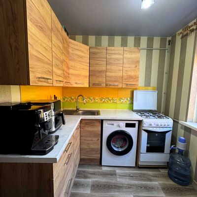Продажа 	 Харків,  Стадіонний пр.   2/2