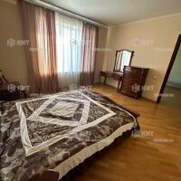 Продаж квартири Харків, Наукова, 130м²