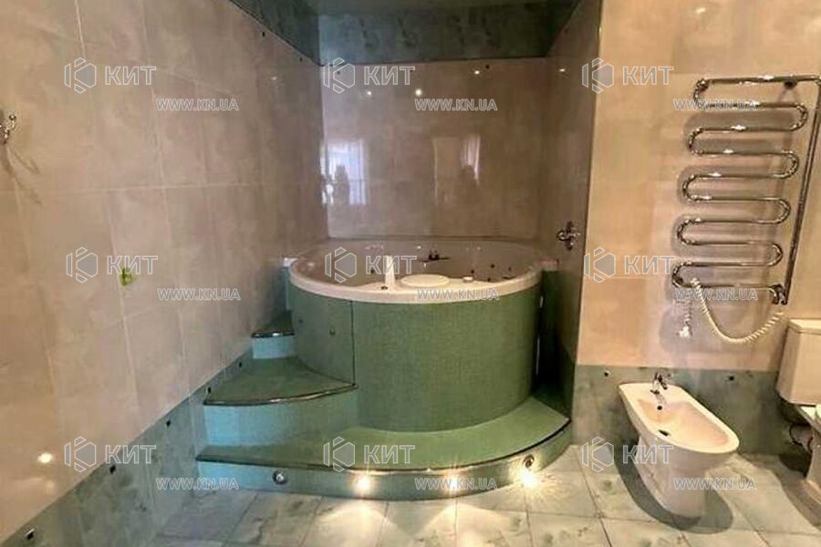 Продаж квартири Харків, Наукова, 130м²