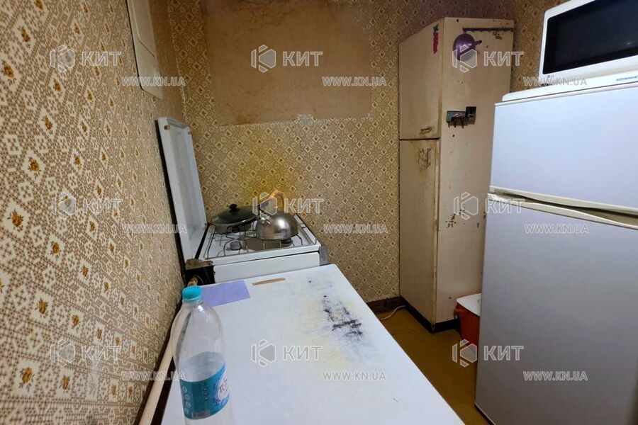 Продаж квартири Харків, ХТЗ, Рогань, 28м²