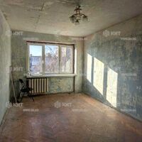 Продаж квартири Харків, ХТЗ, Рогань, 48м²