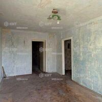Продаж квартири Харків, ХТЗ, Рогань, 48м²