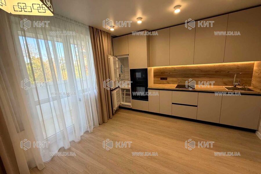 Продаж квартири Харків, ХТЗ, Рогань, 67.6м²
