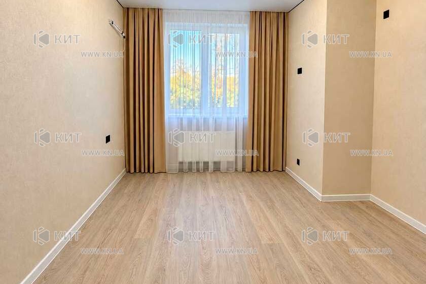 Продаж квартири Харків, ХТЗ, Рогань, 67.6м²