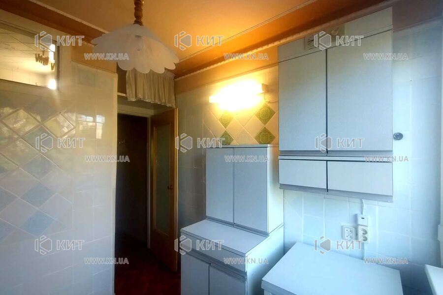 Продаж квартири Харків, ХТЗ, Рогань, 61м²