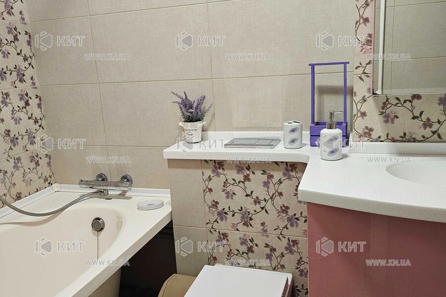 Продажа квартиры Харьков, ХТЗ, Рогань, 96м²