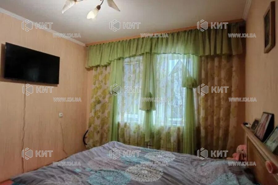 Продаж квартири Харків, ХТЗ, Рогань, 72м²