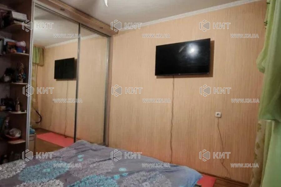 Продаж квартири Харків, ХТЗ, Рогань, 72м²