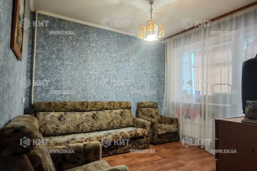 Продаж квартири Харків, ХТЗ, Рогань, 72м²