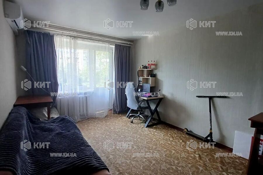 Продажа квартиры Харьков, ХТЗ, Рогань, 30м²