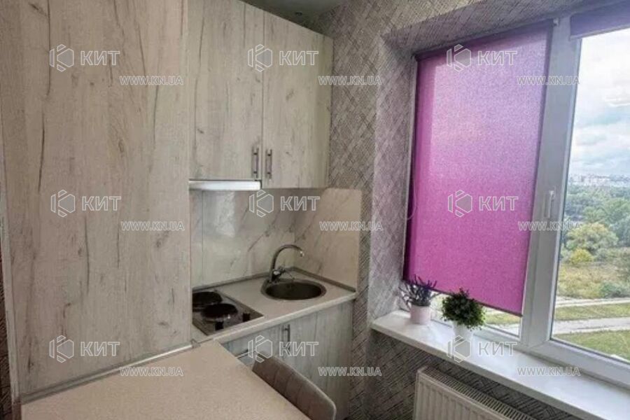 Продаж квартири Харків, Салтівка(Бараб.,Україна), 20м²