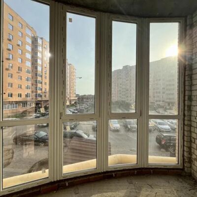 Продажа 	 Харьков, Лазурный Лосевский пер.   2Б