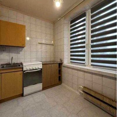 Продажа 	 Харків,  Академіка Павлова вул.   162