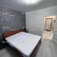 Продаж квартири Харків, ХТЗ, Рогань, 40м²