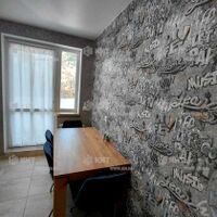 Продаж квартири Харків, ХТЗ, Рогань, 40м²