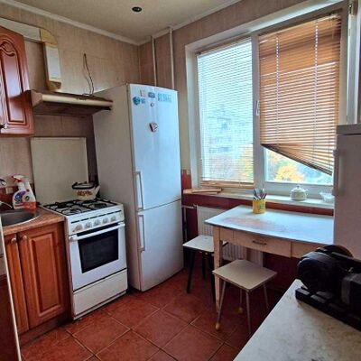 Продажа 	 Харьков,  Тракторостроителей пр.   158