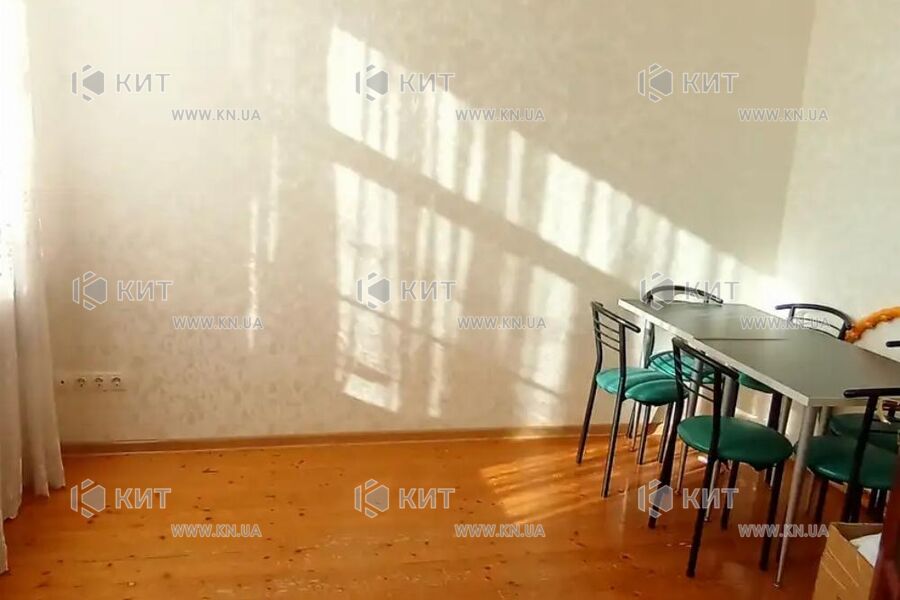 Продаж квартири Харків, ХТЗ, Рогань, 68м²