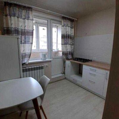 Продажа 	 Харьков,  Роганская ул.   142