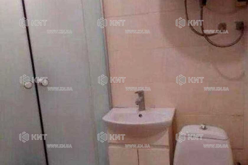 Продаж квартири Харків, ХТЗ, Рогань, 46м²