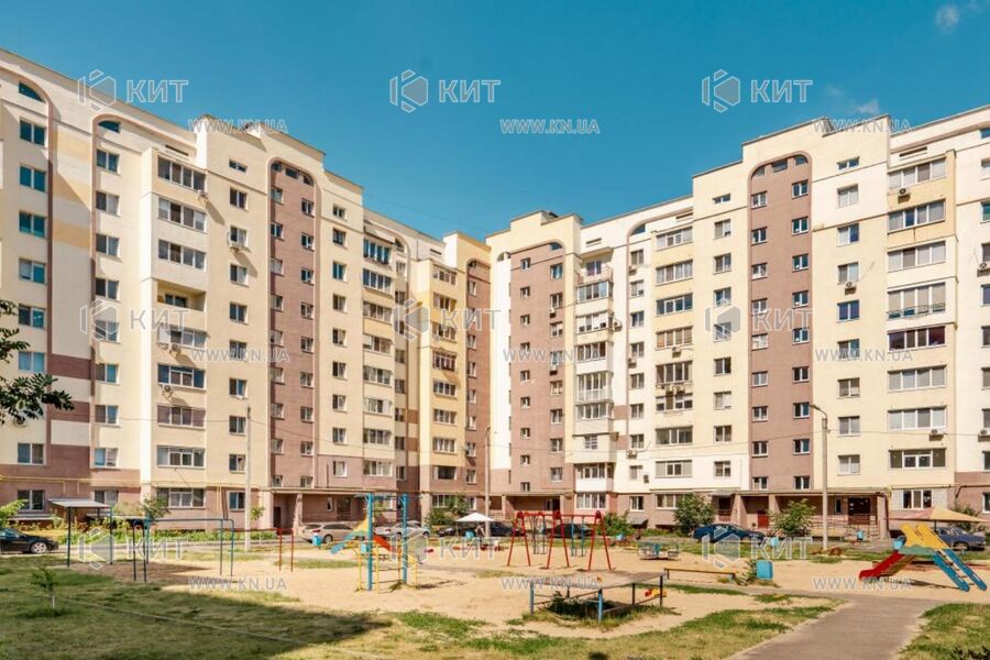 Продаж квартири Харків, Олексіївка, 65м²