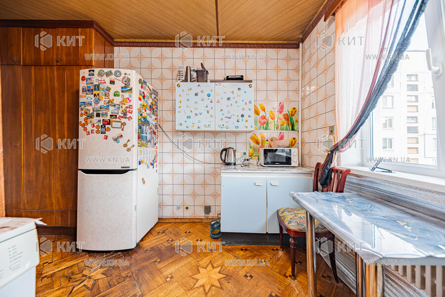Продаж квартири Харків, Залютино, 50м²