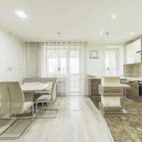 Продаж квартири Харків, Малишева, 135м²