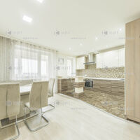 Продаж квартири Харків, Малишева, 135м²