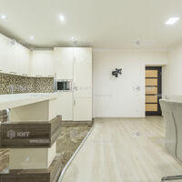 Продаж квартири Харків, Малишева, 135м²