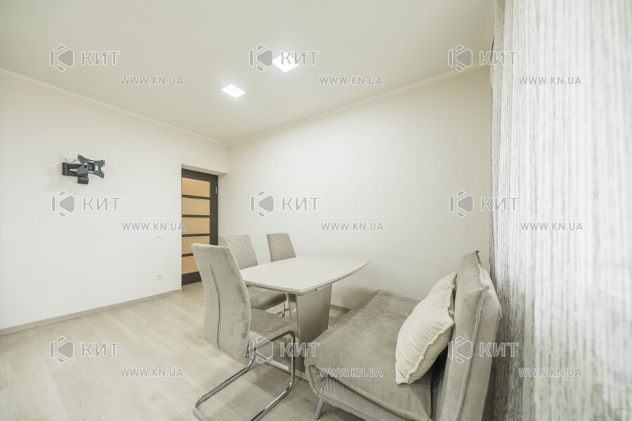 Продаж квартири Харків, Малишева, 135м²