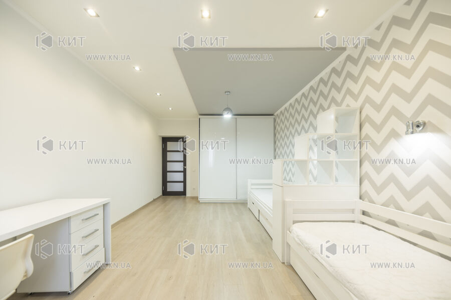 Продаж квартири Харків, Малишева, 135м²
