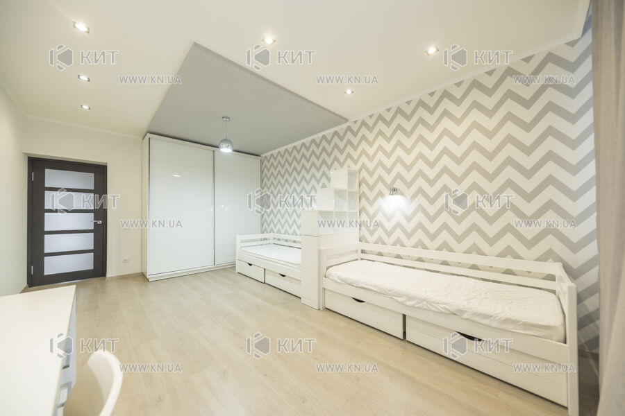 Продаж квартири Харків, Малишева, 135м²