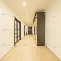 Продаж квартири Харків, Малишева, 135м²