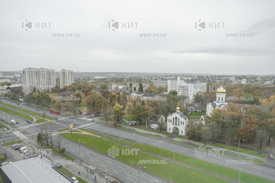 Продаж квартири Харків, Малишева, 135м²