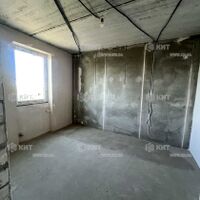 Продаж квартири Харків, ХТЗ, Рогань, 48м²
