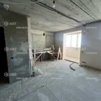 Продаж квартири Харків, ХТЗ, Рогань, 48м²