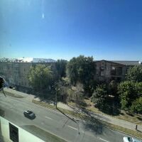 Продаж квартири Харків, ХТЗ, Рогань, 48м²