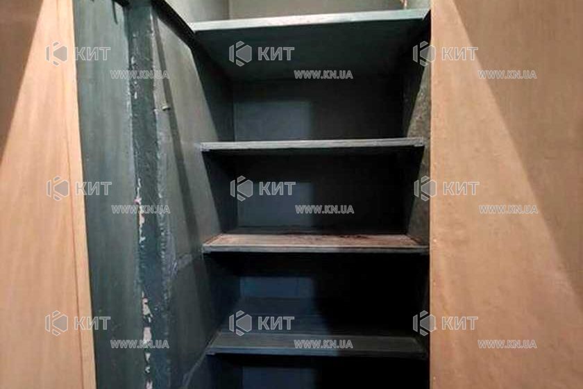 Продаж квартири Харків, ХТЗ, Рогань, 36м²