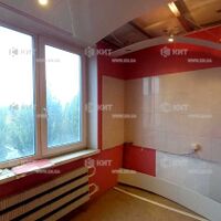 Продаж квартири Харків, ХТЗ, Рогань, 33м²