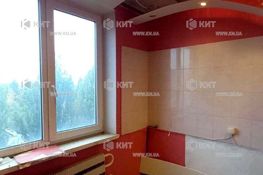 Продаж квартири Харків, ХТЗ, Рогань, 33м²