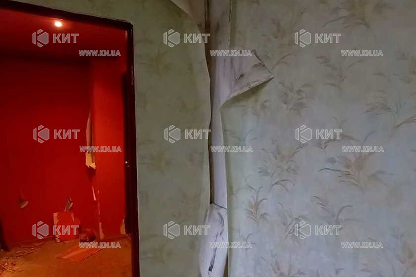 Продаж квартири Харків, ХТЗ, Рогань, 33м²
