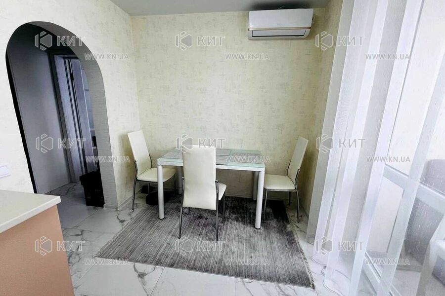 Продажа квартиры Харьков, ХТЗ, Рогань, 35м²