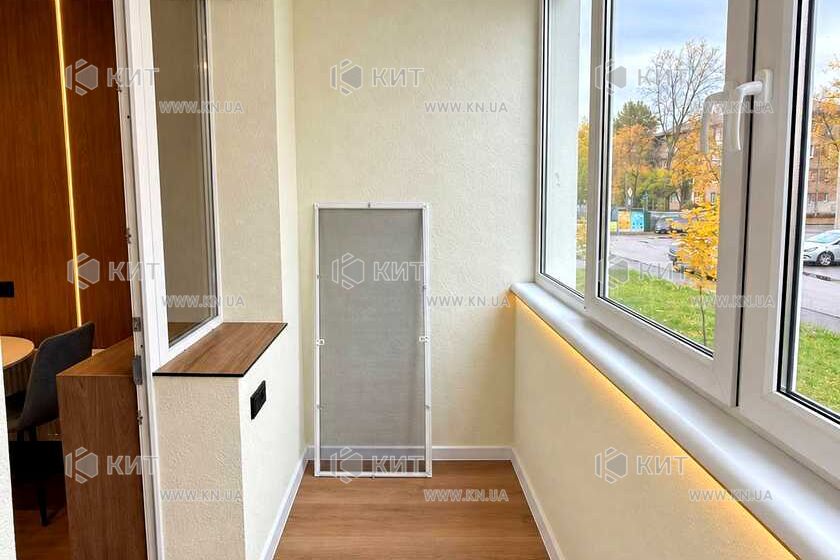 Продаж квартири Харків, ХТЗ, Рогань, 56.5м²