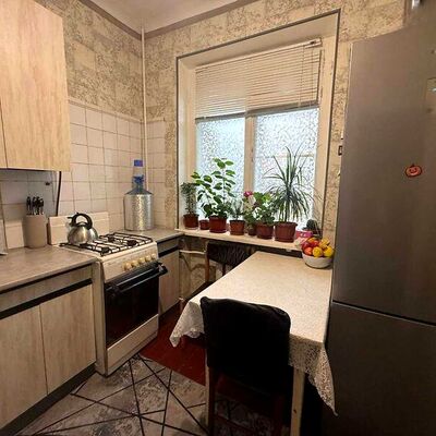 Продажа 	 Харьков,  Байрона (Героев Сталинграда) пр.   8/7