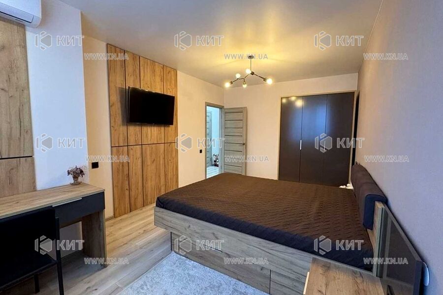 Продаж квартири Харків, ХТЗ, Рогань, 40м²