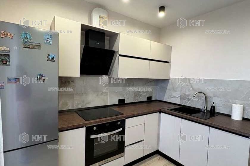Продаж квартири Харків, ХТЗ, Рогань, 40м²
