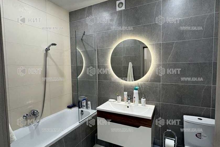 Продаж квартири Харків, ХТЗ, Рогань, 40м²