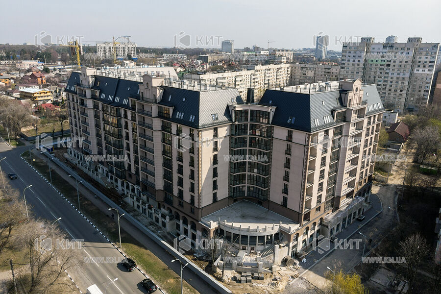 Продаж квартири Харків, Наукова, 140м²