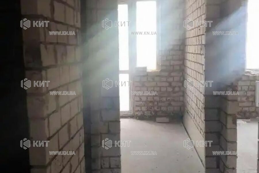 Продаж квартири Харків, ХТЗ, Рогань, 57м²
