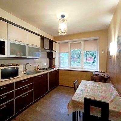 Продажа 	 Харьков,  Шатиловская (Ленина) ул.   3