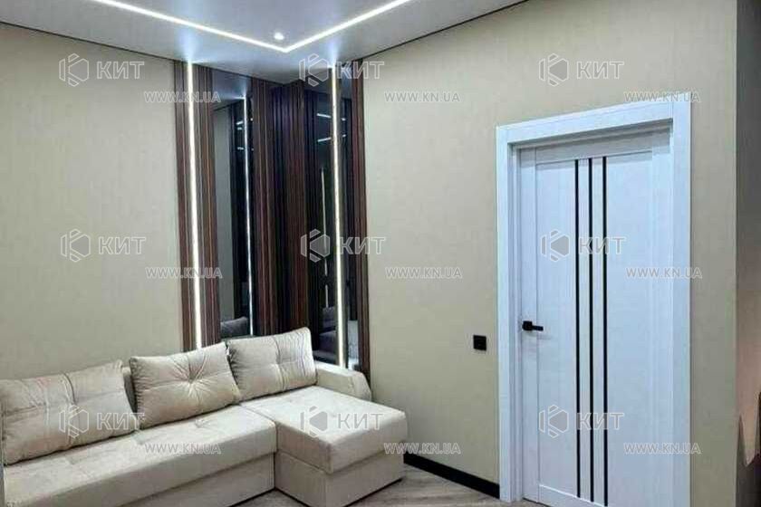 Продаж квартири Харків, ХТЗ, Рогань, 45м²